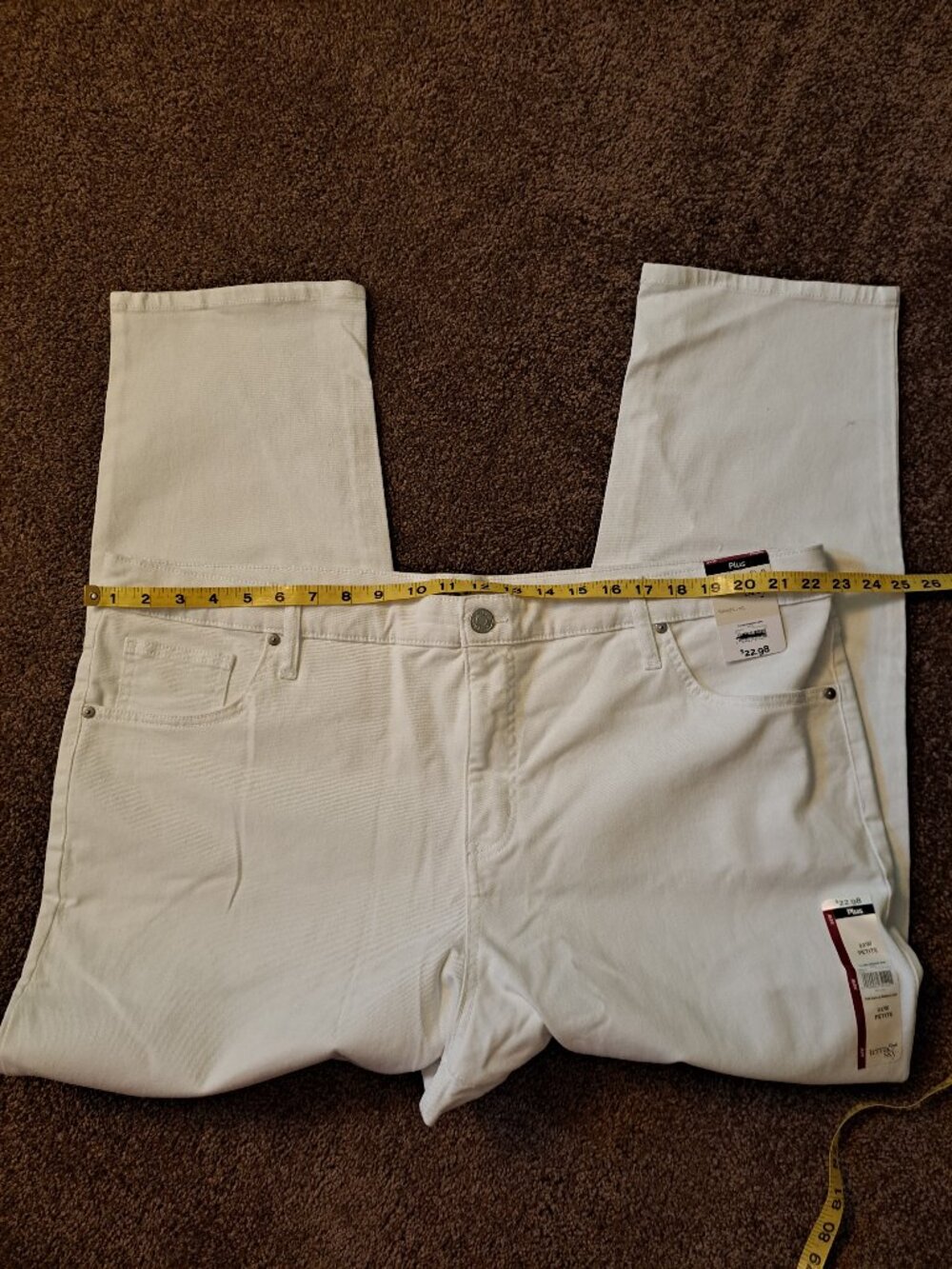 NWT Terra & Sky brand women's white denim straight-leg jeans with preppy style. - Picture 7 of 10